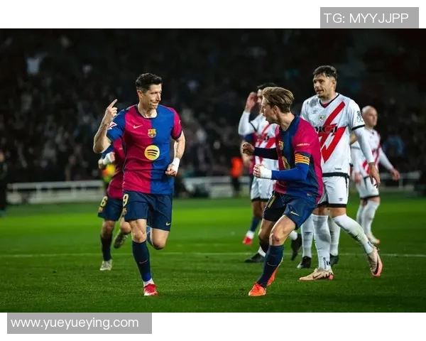 明星球员表现分析:莱万多夫斯基进球解析 明星球员表现分析:莱万多夫斯基进球解析