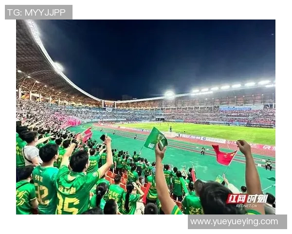 今日焦点战足球八卦对决燃情上演强强碰撞引爆球迷热血期待 今日焦点战足球八卦对决燃情上演强强碰撞引爆球迷热血期待